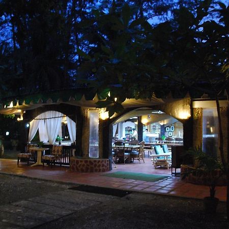 Potipot Gateway Resort Malimanga Exteriér fotografie
